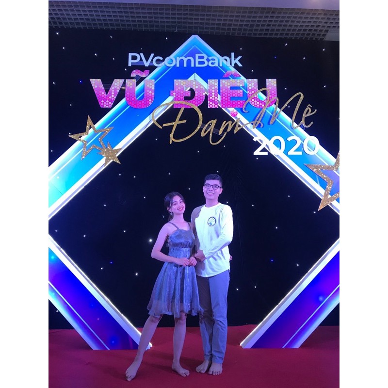 [sale ]Váy hở lưng sexy ánh kim màu xám ( kèm ảnh khách fb ) | BigBuy360 - bigbuy360.vn