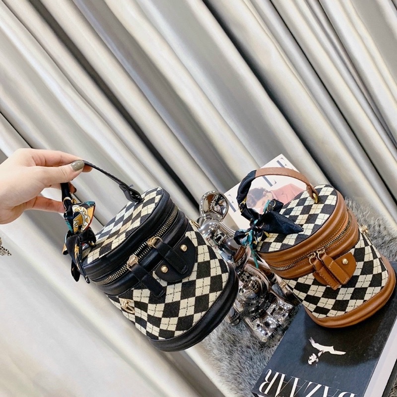 Túi Xách Nữ Dáng Cốp Tròn Ô Trám, Túi Đeo Chéo Nữ Kèm Khăn