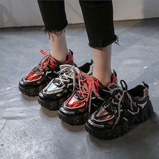 Giày sneaker v28