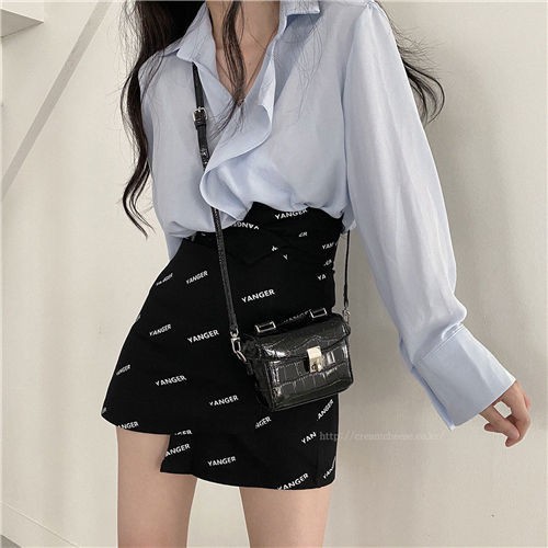 Set Áo Sơ Mi Form Rộng Và Chân Váy Phong Cách Hàn Quốc Dành Cho Nữ
