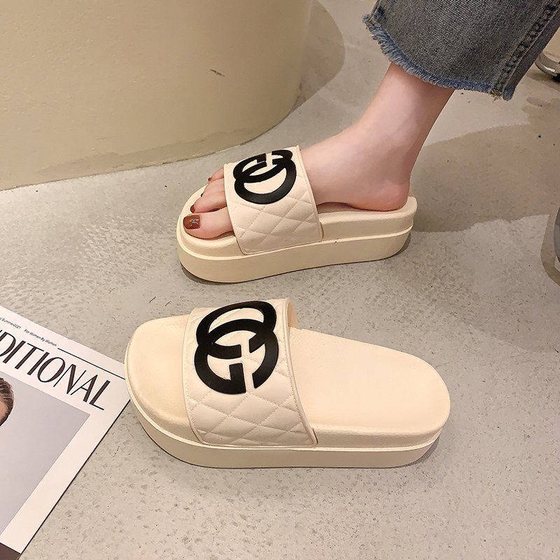 Dép Sandal Đế Dày Mềm Phong Cách Thời Trang Mùa Hè