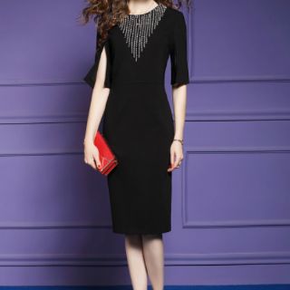 Đầm có hạt đính cườm cao cấp