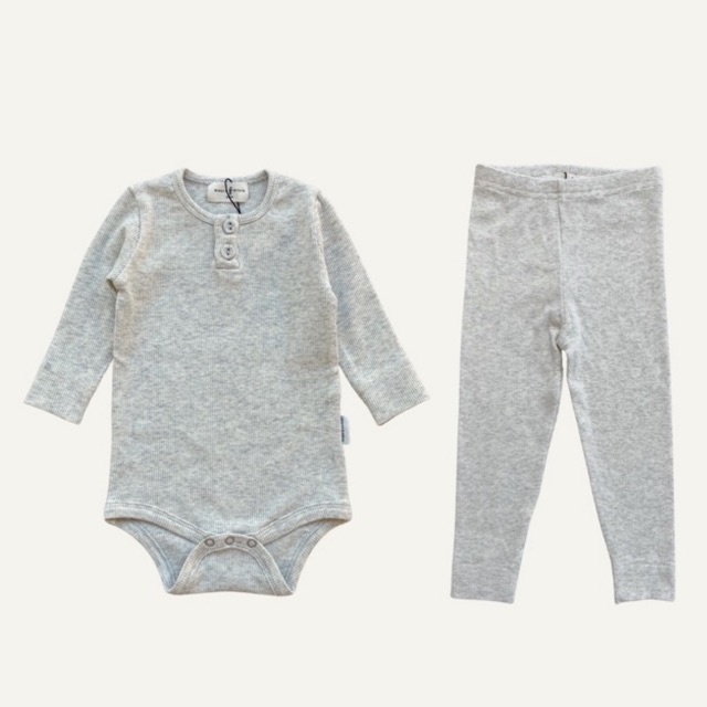 Comfy Set Macro & Micro (Bộ Đồ Áo Liền Thân Dài Tay Và Quần Dài Cotton Thun Tăm)