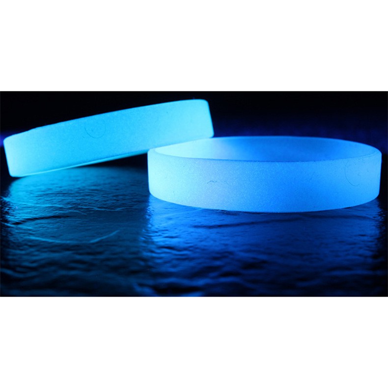 Vòng đeo tay thể thao thời trang làm từ silicon cao cấp màu ngẫu nhiên