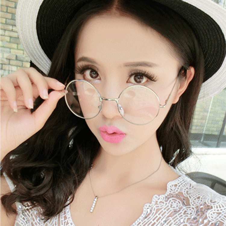 Kính Mát Chống Bức Xạ Thời Trang Năng Động
