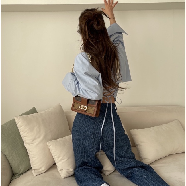 Áo sơ mi sexy cài cúc hở lưng thắt dây lưng dây chéo phong cách Hàn Quốc