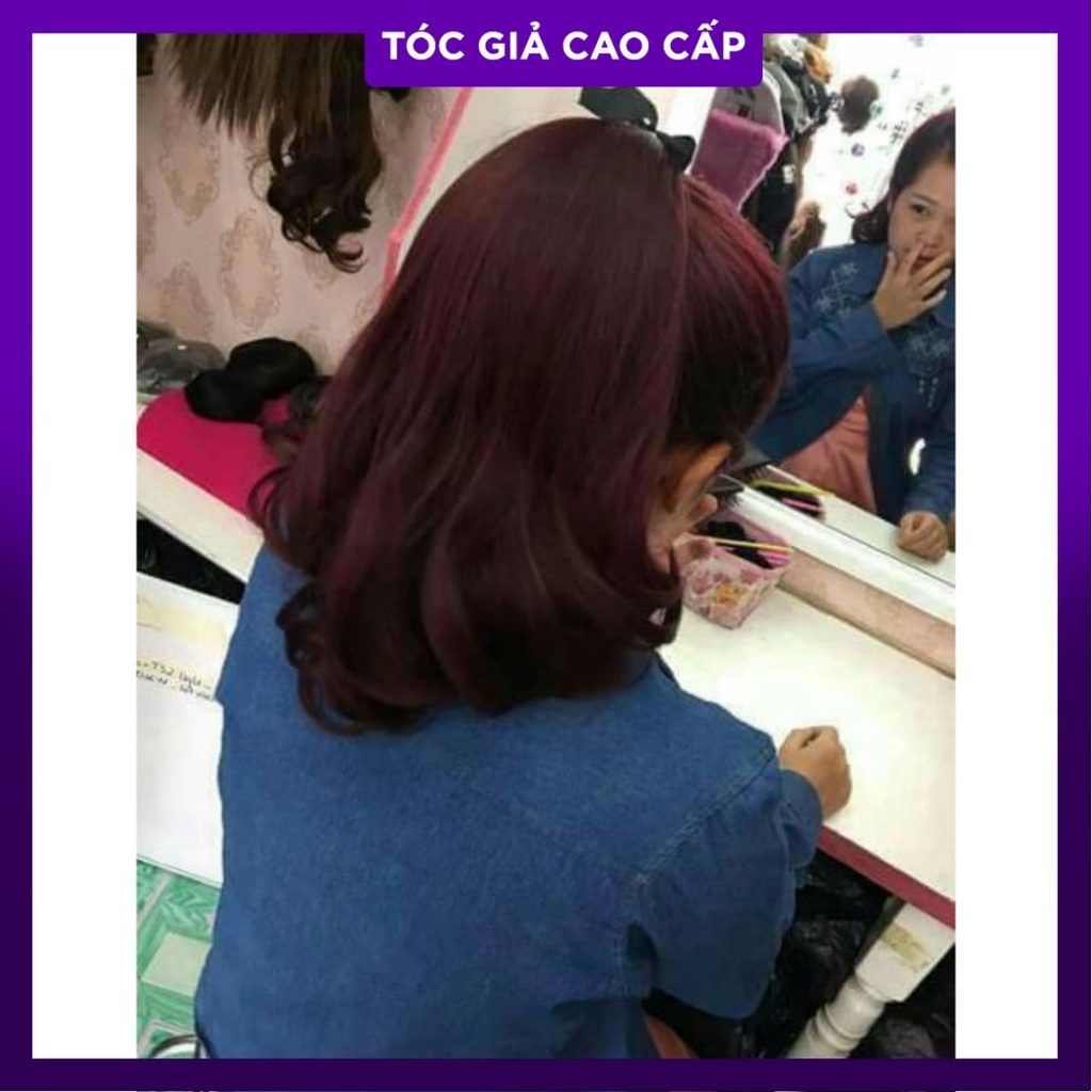 Tóc cột xoăn ngắn