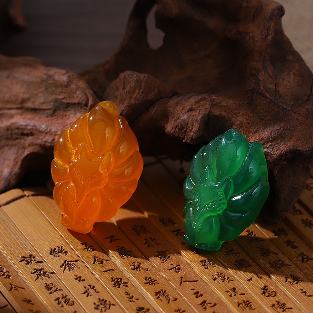 Mặt Dây Chuyền Ngọc Bích Hình Cáo Chín Đuôi Nhiều Màu Trang Trí