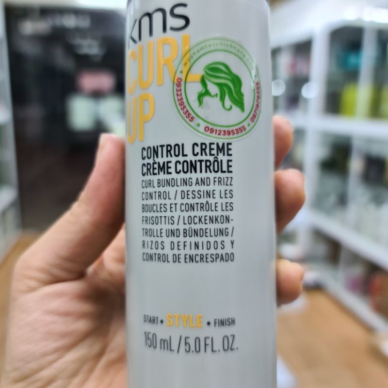 KEM TẠO KIỂU SÓNG XOĂN KMS CurlUp Control Creme 150ml