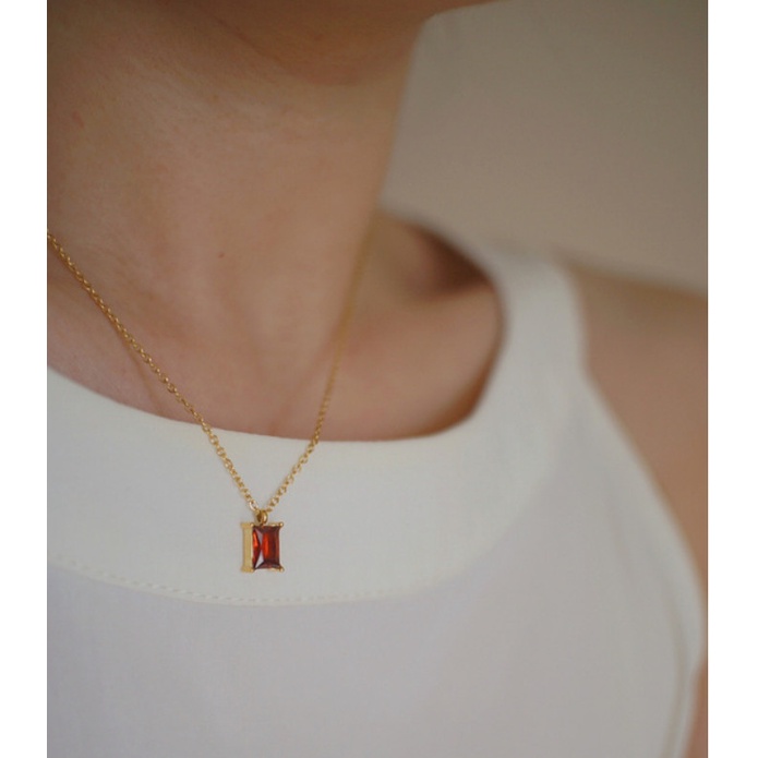 Dây Chuyền Mặt Đá Màu Hình Chữ Nhật Titan Ko Đen TT 4237