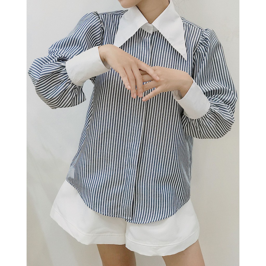 KIOBI - Áo sơ mi Triangle Collar form suông rộng, tay phồng, bâu cổ nhọn cách điệu, vải kate silk sọc nhí - KIA2142STR