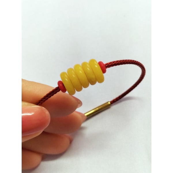 Vòng tay đồng điếu ngũ phúc màu vàng cho mệnh thổ kim may mắn