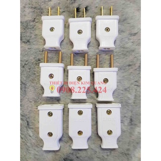 Phích cắm điện chân tròn/chân dẹp, Phích cắm cái LIOA 2200W