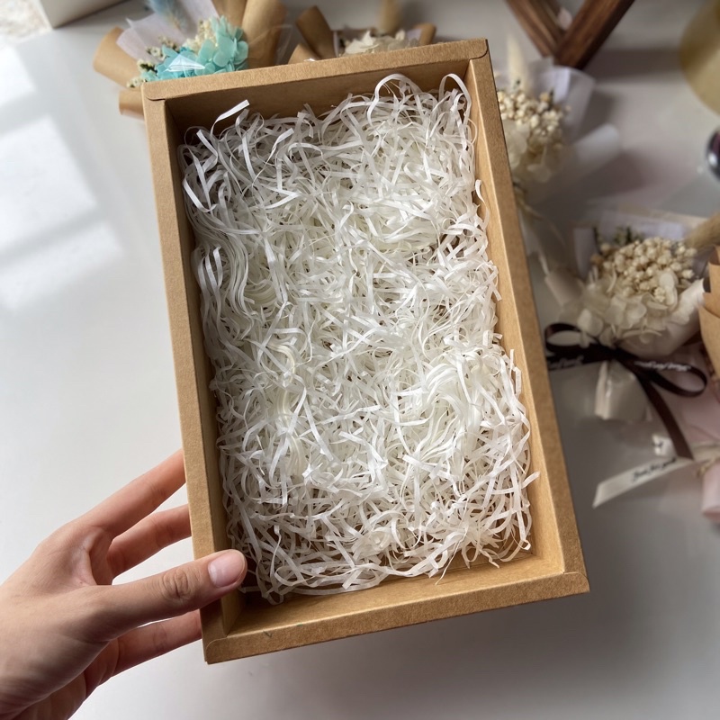 Hộp quà tặng hoa khô KRAFT vintage kèm thiệp + giấy rơm trang trí tặng sinh nhật, kỉ niệm by Mihalen