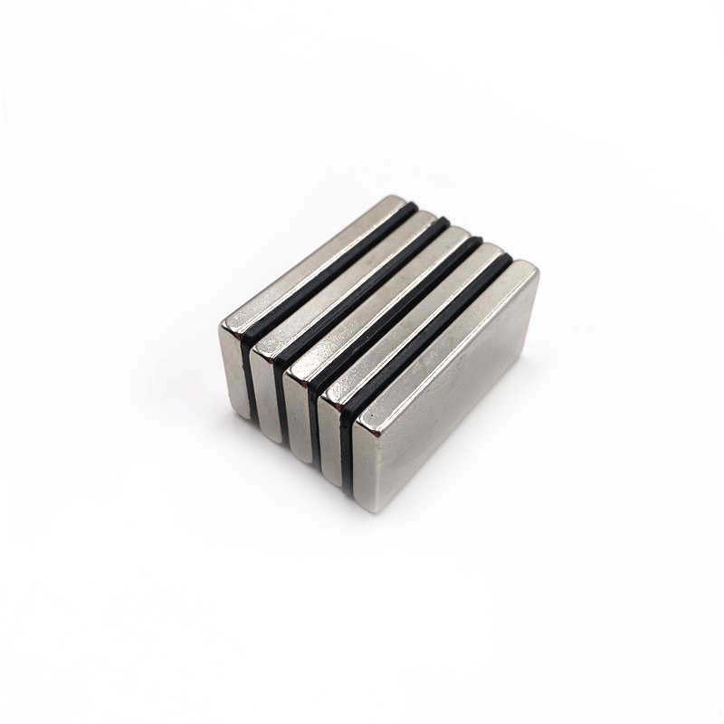 Nam châm đất hiếm 40x20x5mm siêu mạnh mạ bạc Niken