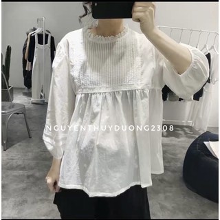 Áo sơmi xếp li ngực viền ren tay lỡ