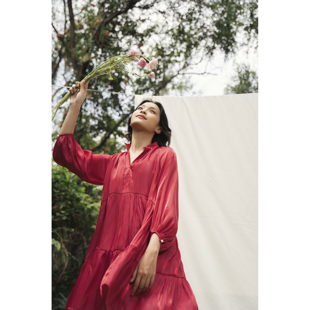 [Mã FAMALLT5 giảm 15% đơn 150k] JOVEN-Đầm 3 tầng óng ánh sen | BigBuy360 - bigbuy360.vn