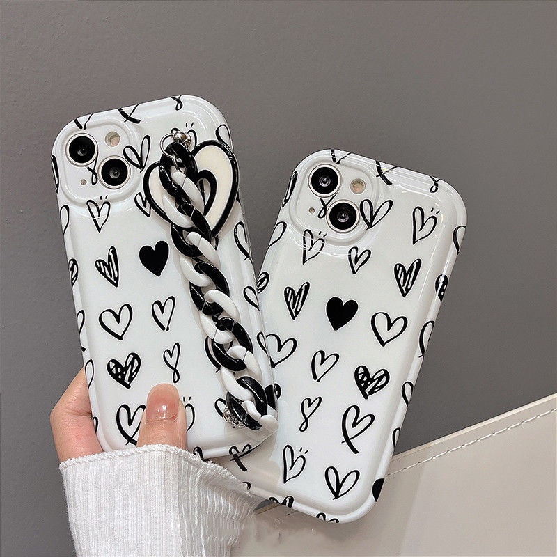 Ốp Điện Thoại Silicon Mềm Họa Tiết graffiti Gắn Dây Xích Hình Trái Tim Cho iPhone13promax/12 11 xs xr