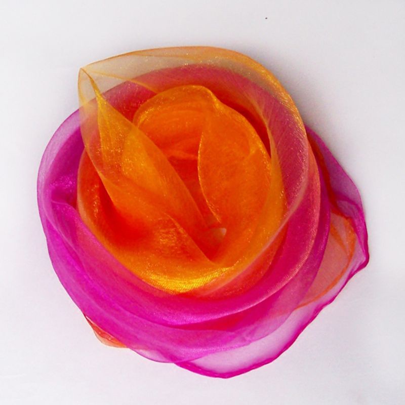 Khăn Vuông Màu Gradient Dùng Biểu Diễn Múa Cho Trẻ Mẫu Giáo