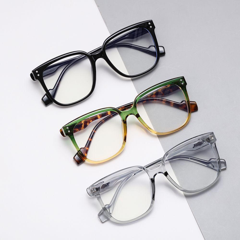 Mắt Kính Cận Thị Dành Cho Nam Và Nữ