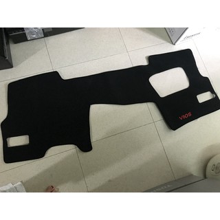 Thảm chống nắng taplo nỉ xe Toyota Vios 2003-2006