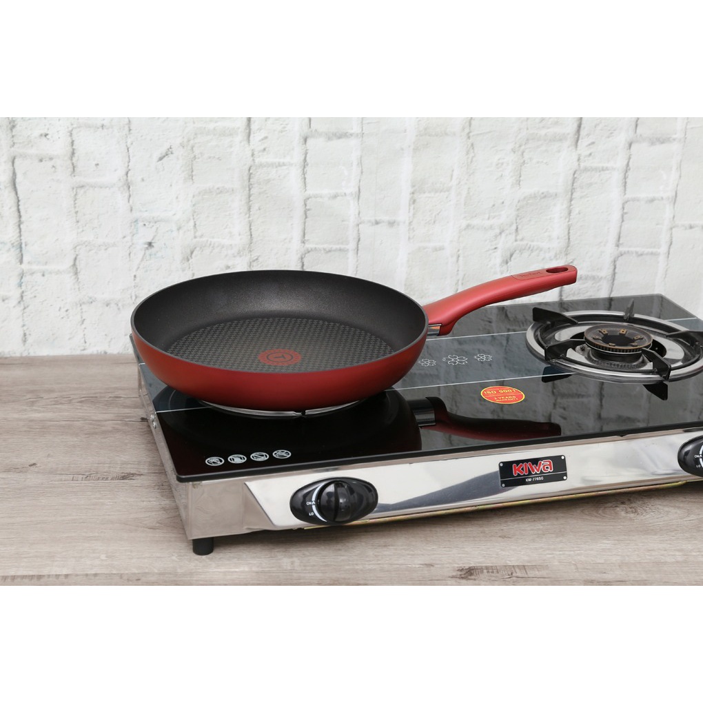 Chảo chiên nhôm 30cm chống dính đế từ Tefal Character C6820772 - Hàng chính hãng