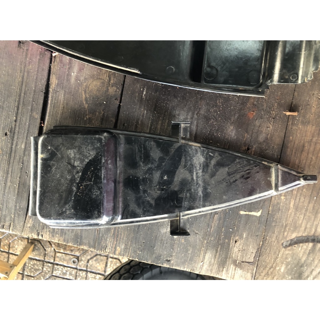 Xuồng mũ zin che bụi cho lọc gió pô air xe honda 67