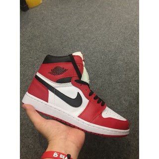 [ẢNH THẬT SHOP TỰ CHỤP 100%] GIÀY THỂ THAO BÓNG RỔ NIKE JORDAN 1 CHICAGO NAM NỮ CÓ SẴN