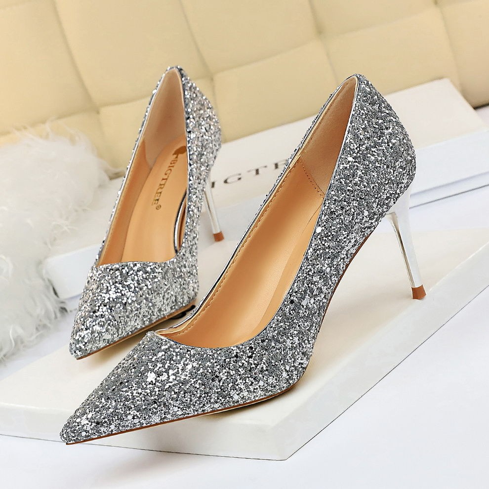 Mũi nhọn giày cao gót đính sequin của phụ nữ kích thước lớn đơn bạc 18 tuổi váy dạ tiệc người pha lê cưới cô dâu