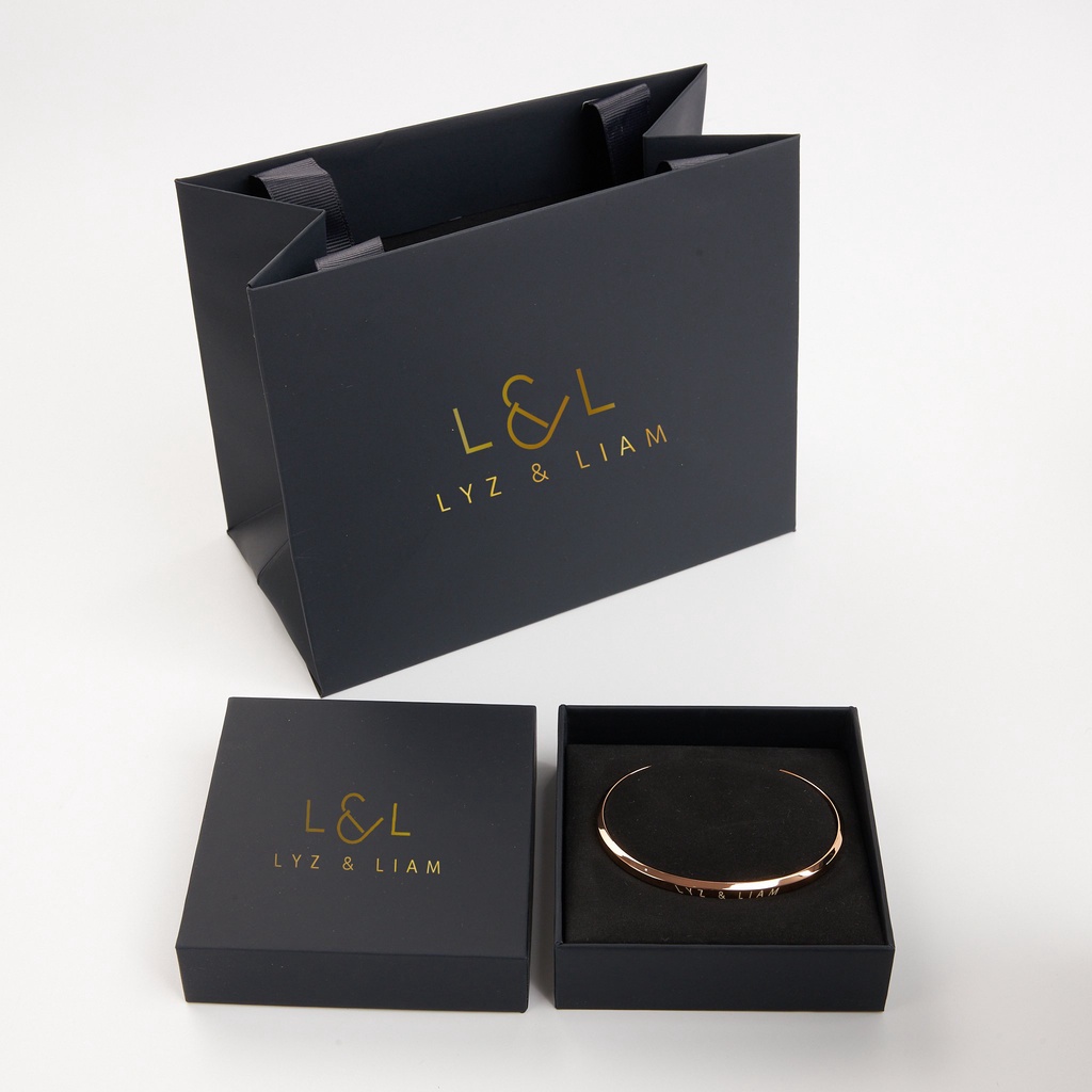 Vòng tay nam nữ Lyz and Liam Classic L&L Cuff Rose Gold - Gift Box Hộp quà tặng nơ đỏ & khắc tên theo yêu cầu | BigBuy360 - bigbuy360.vn