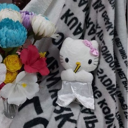 Gấu bông helo kitty mặc đồ nhật