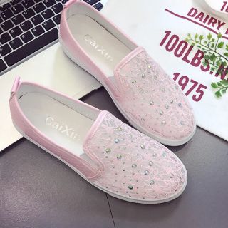 Giày ren lưới