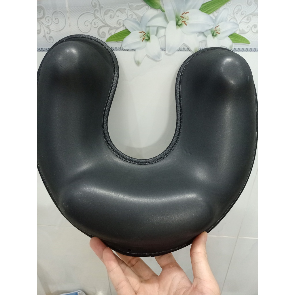 Máng mút hứng dung dịch uốn - duỗi - nhuộm không cho rơi vào áo