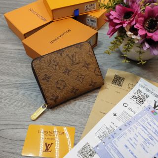 Ví ngắn cầm tay