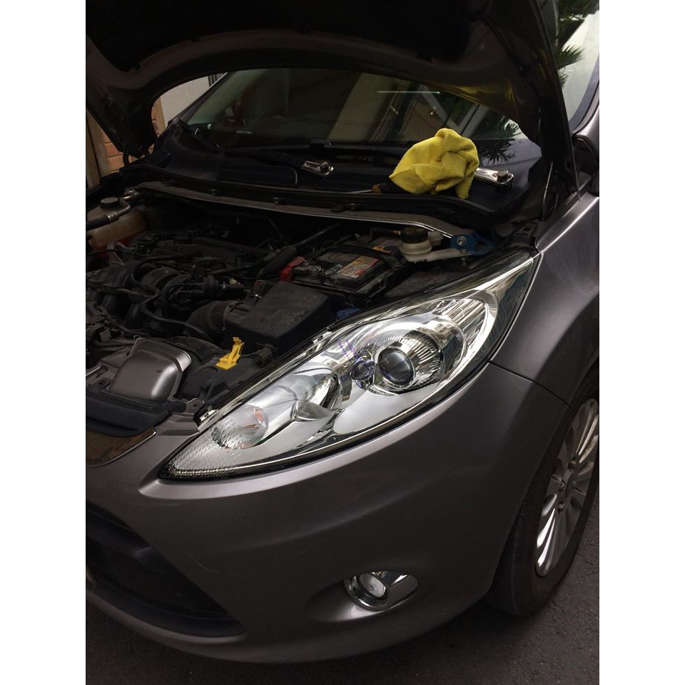 Cặp Đèn pha trái + phải Ford Fiesta 2011, Bi cầu