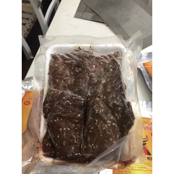 Bò một nắng muối kiến vàng đặc sản Phú Yên túi 0,5kg
