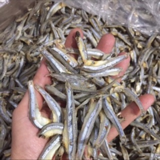 1 kg cá cơm xanh lđã bỏ đầu hoàn toàn