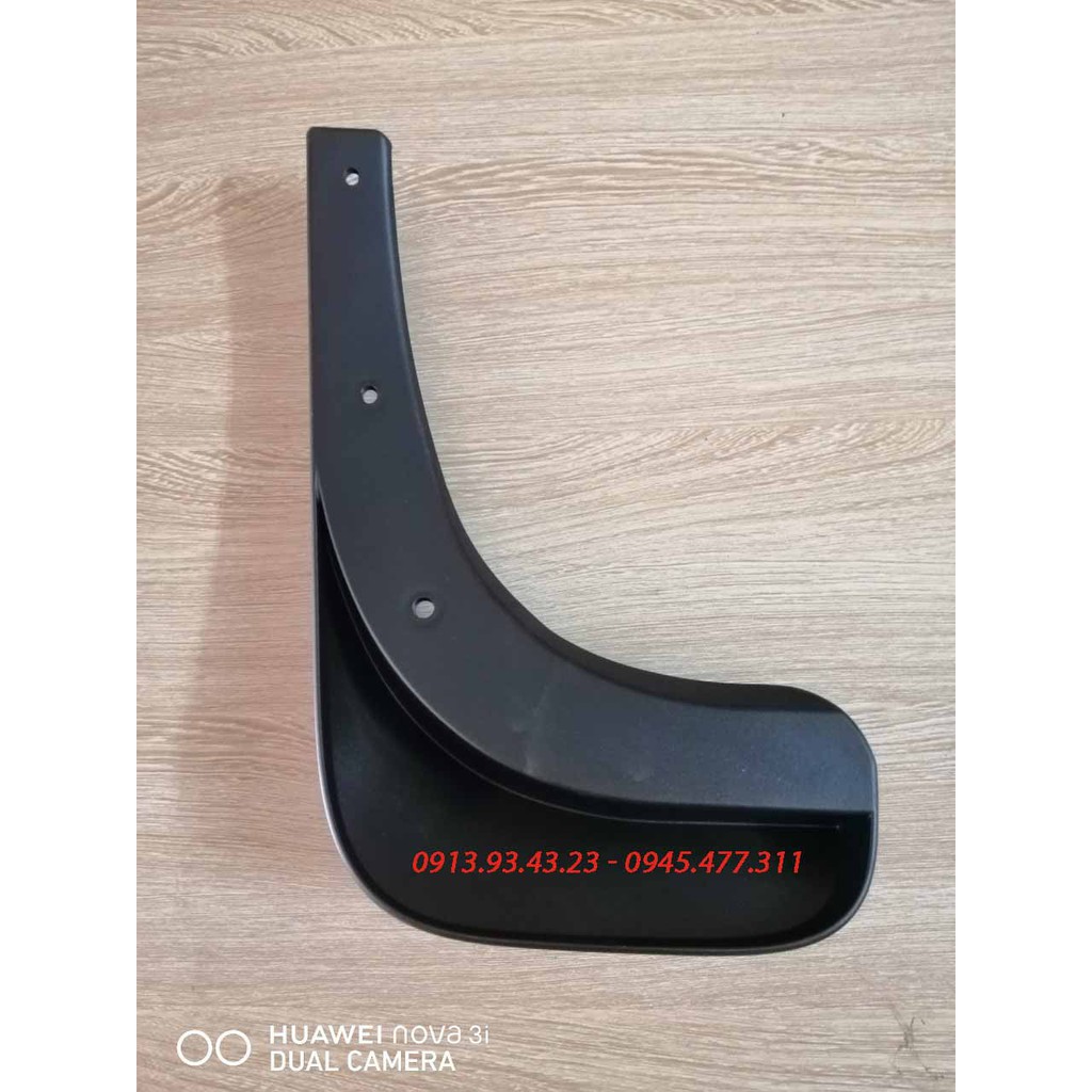 Chắn bùn bánh Kia Sedona 2011 / 2016