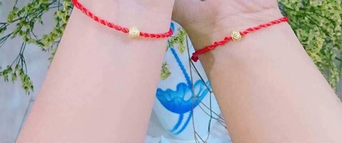 Vòng tay chỉ đỏ Thái Lan