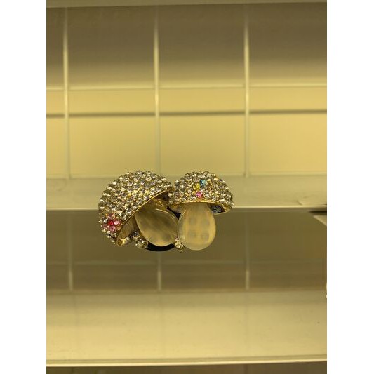 Trang trí kẹp khe gió - đính đá cao cấp