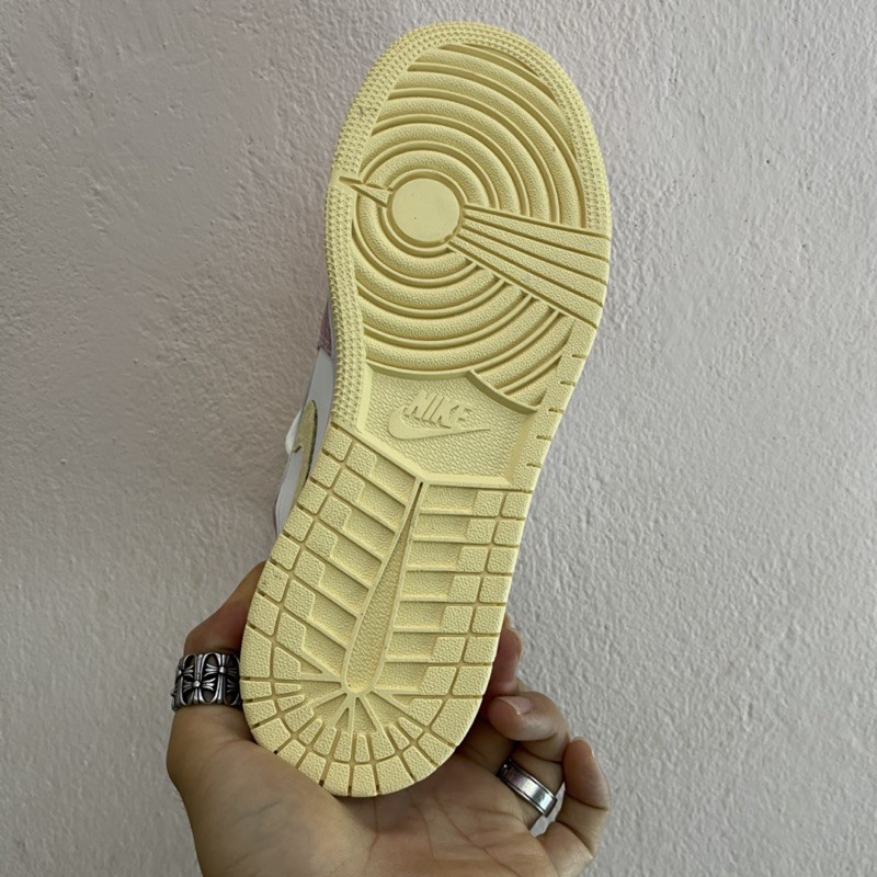 Jordan Low Hồng Loang
