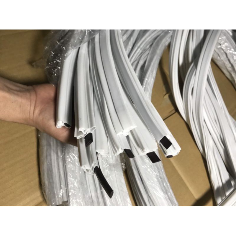 Roăng Tủ Lạnh Kiểu Gài 1m8_2m Kèm Nam Châm Gắn Sẵn