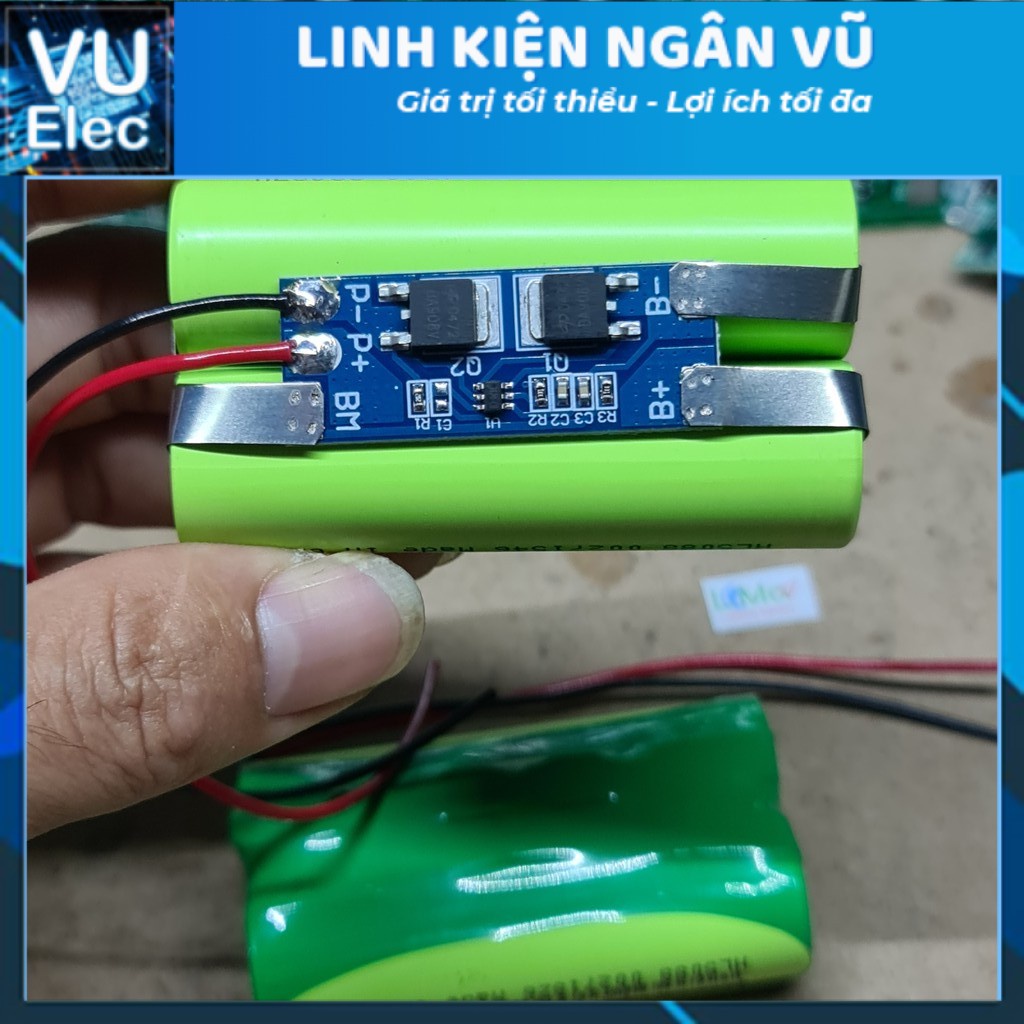 Khối pin 2S 2600mAH - 6A. (7,4V Cạn - 8,4V Đầy). Được đóng từ 2 cell pin Lithium 18650 Mới. Có mạch bảo vệ 2S