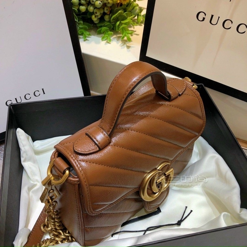 Túi Gucci da mềm dáng văn phòng