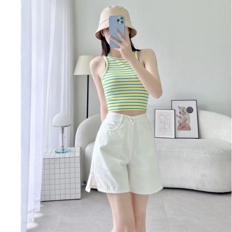 Quần short kaki nữ lưng cao, xẻ tà xinh xắn màu trắng đen