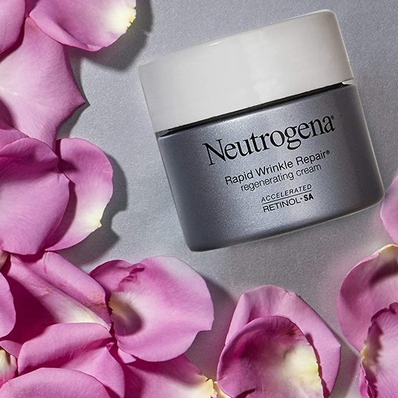 Kem dưỡng chống lão hoá Neutrogena retinol SA, 50gam