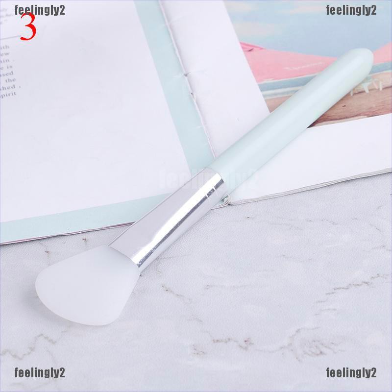 Cọ Trang Điểm Đa Năng Bằng Silicone Tiện Dụng