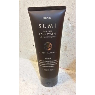 Sữa rửa mặt than hoạt tính sumi