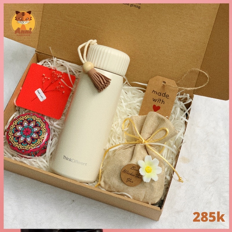 Set quà tặng Beauty Gift Box với bình giữ nhiệt, túi thơm và nến thơm handmade cho bạn gái, bạn bè và người thân