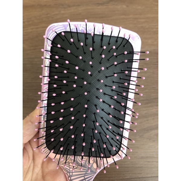 Sale lỗ lược wet brush trầy, rách hộp,cong răng lược